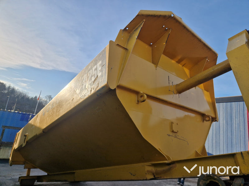 Dumperflak - Volvo, A25E, På Lastväxlarram