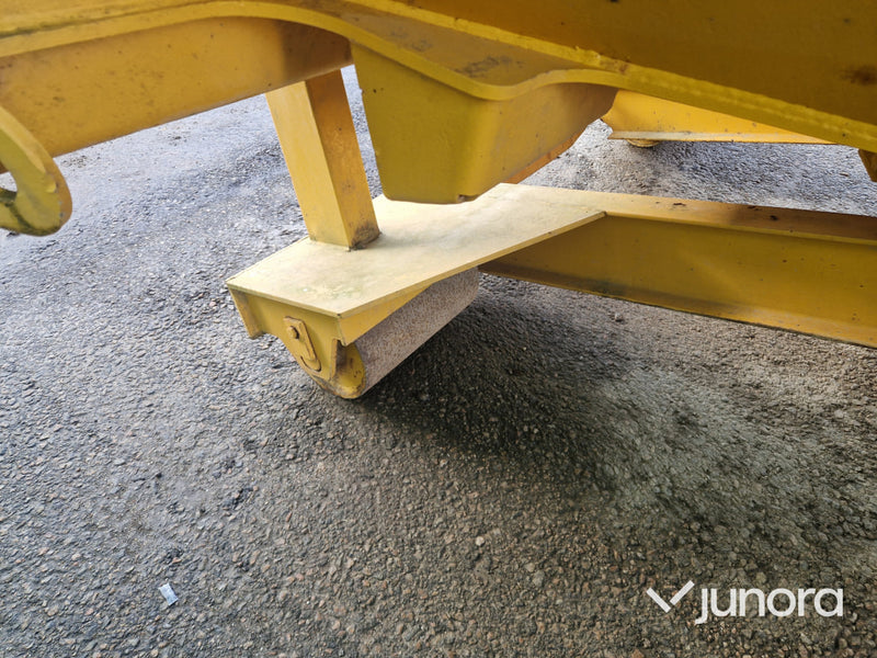 Dumperflak - Volvo, A25E, På Lastväxlarram