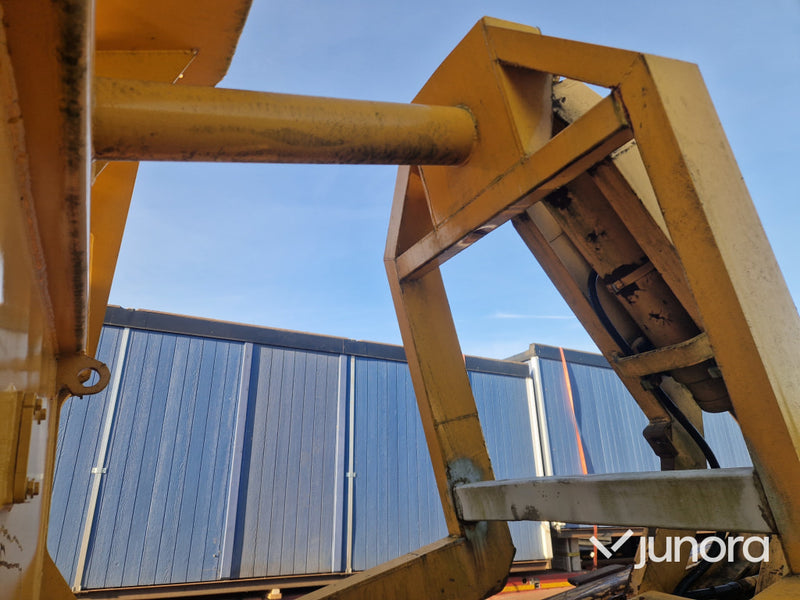 Dumperflak - Volvo, A25E, På Lastväxlarram