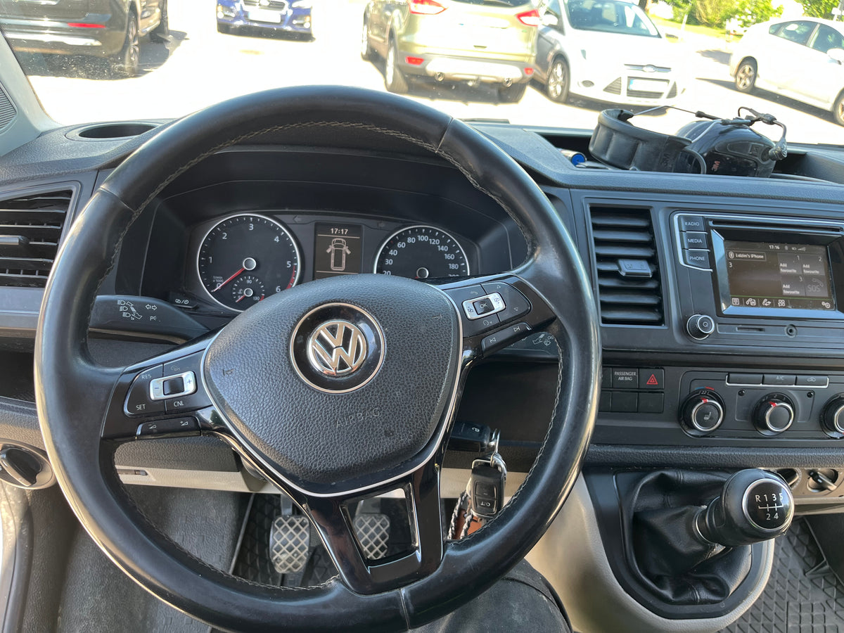 Volkswagen Transporter T6 T32 2.0 TDI BMT Manual 102 hk – 2017
