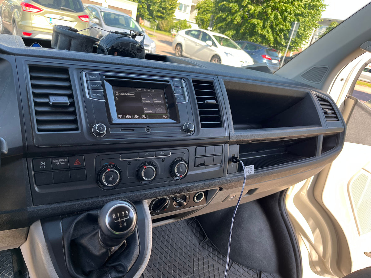 Volkswagen Transporter T6 T32 2.0 TDI BMT Manual 102 hk – 2017