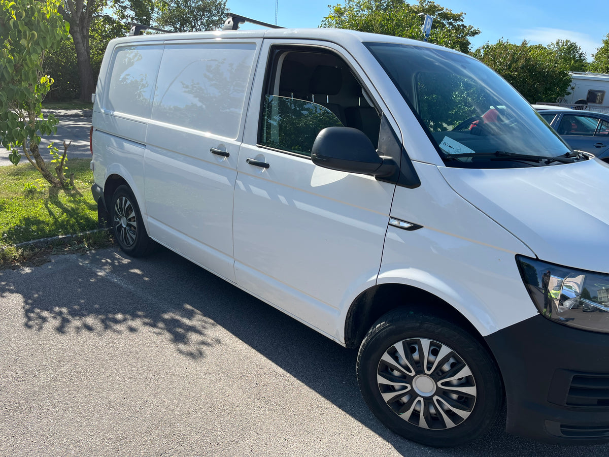 Volkswagen Transporter T6 T32 2.0 TDI BMT Manual 102 hk – 2017