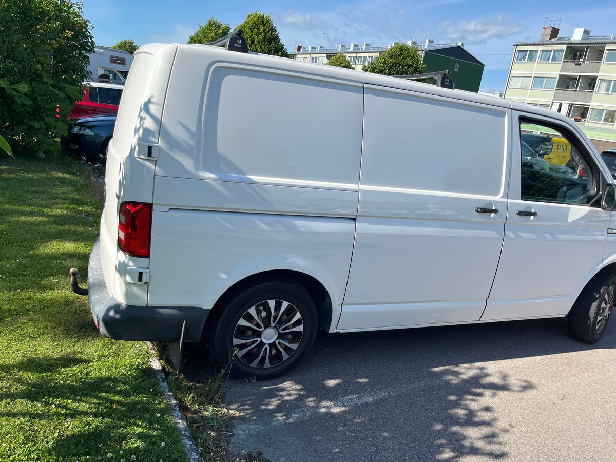Volkswagen Transporter T6 T32 2.0 TDI BMT Manual 102 hk – 2017