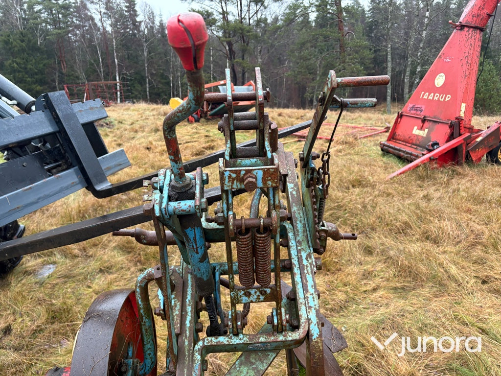 Tvåskärig plog - Fiskars, PZ213SAP