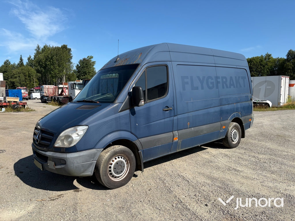 Lätt lastbil - Mercedes-Benz Sprinter 3-T 213 CDI