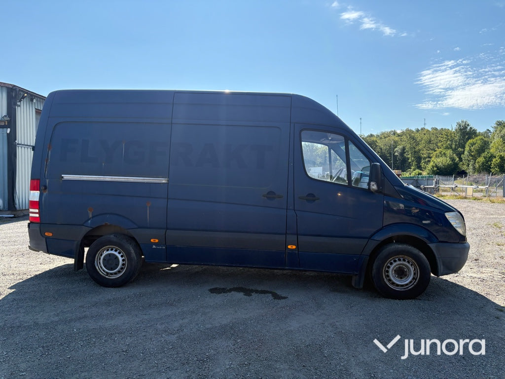 Lätt lastbil - Mercedes-Benz Sprinter 3-T 213 CDI