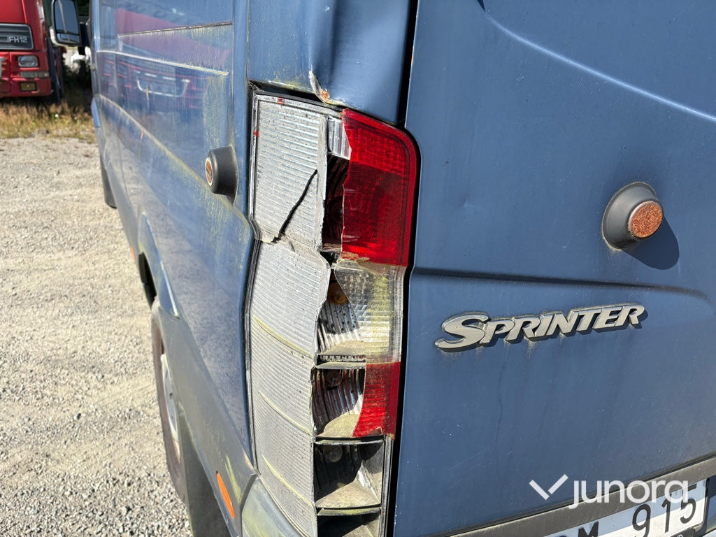 Lätt lastbil - Mercedes-Benz Sprinter 3-T 213 CDI