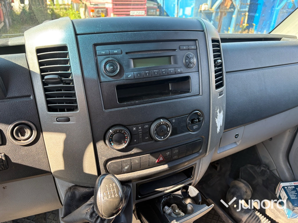 Lätt lastbil - Mercedes-Benz Sprinter 3-T 213 CDI