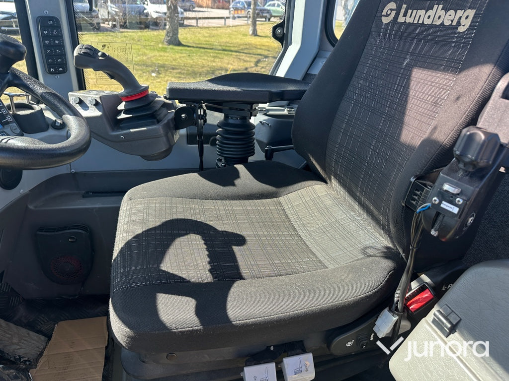Hjullastare - Lundberg, 8255
