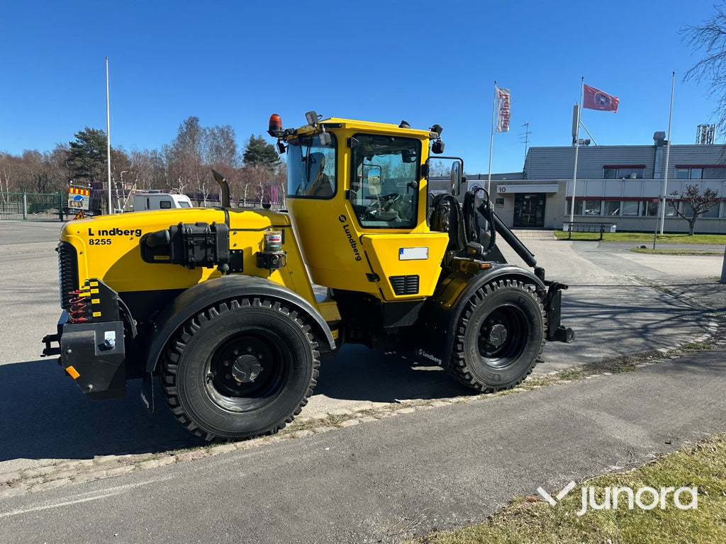 Hjullastare - Lundberg, 8255