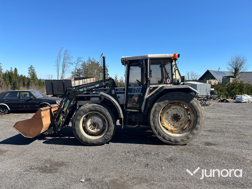 Traktor - Lamborghini, Med lastare