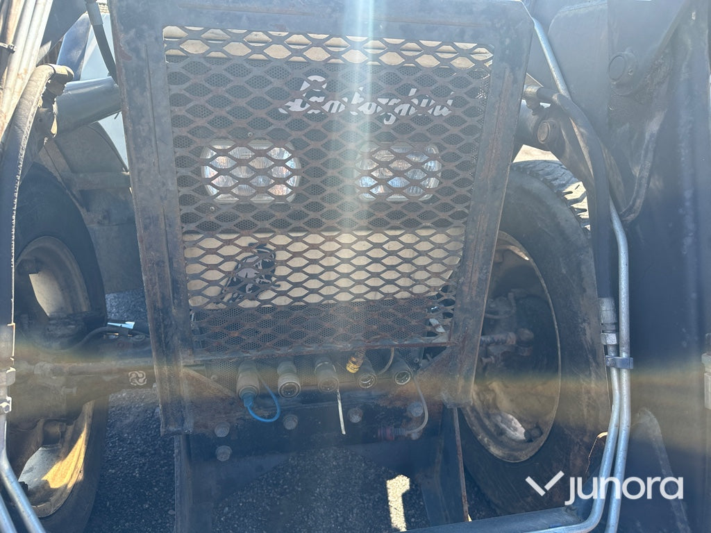 Traktor - Lamborghini, Med lastare