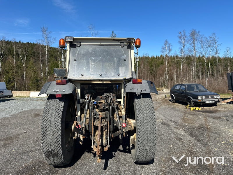 Traktor - Lamborghini, Med lastare