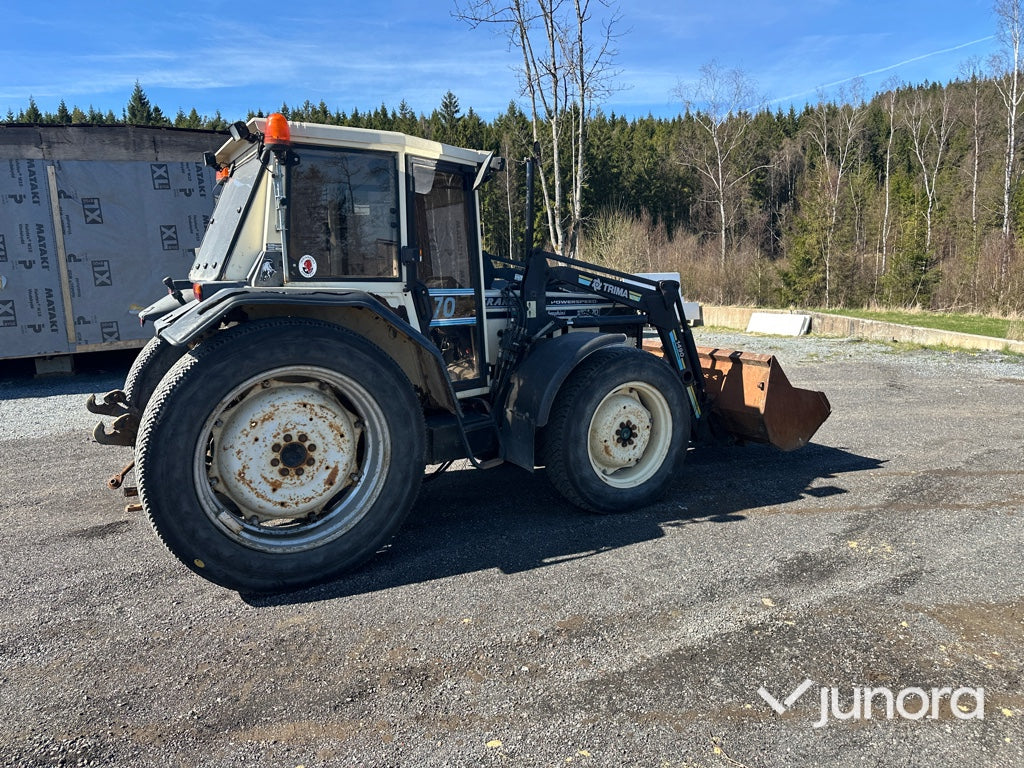 Traktor - Lamborghini, Med lastare