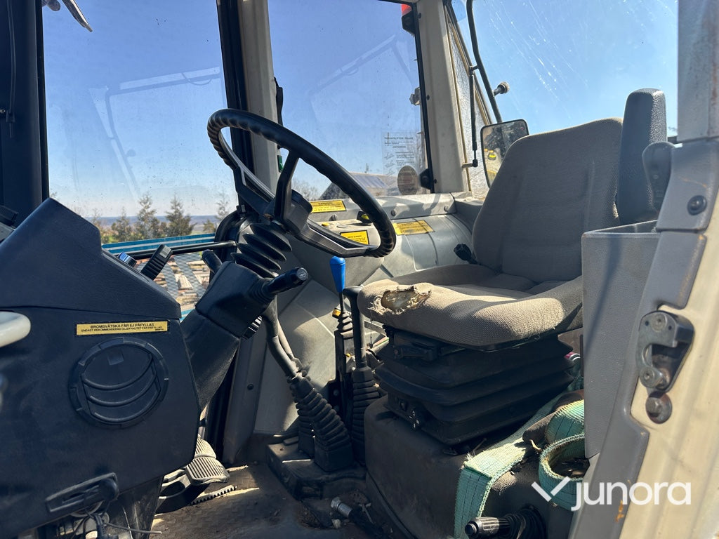 Traktor - Lamborghini, Med lastare