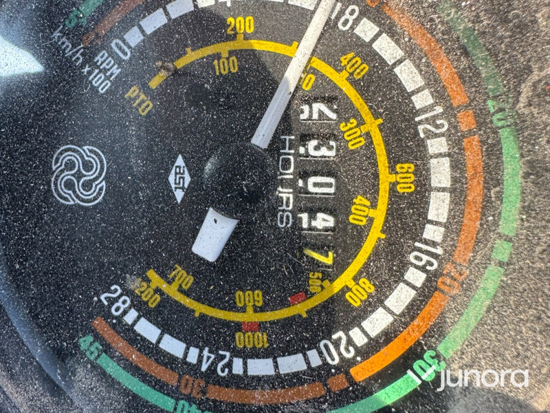 Traktor - Lamborghini, Med lastare