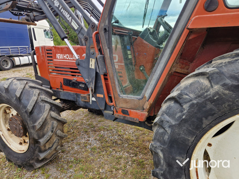 Lastartraktor New Holland 110-90
