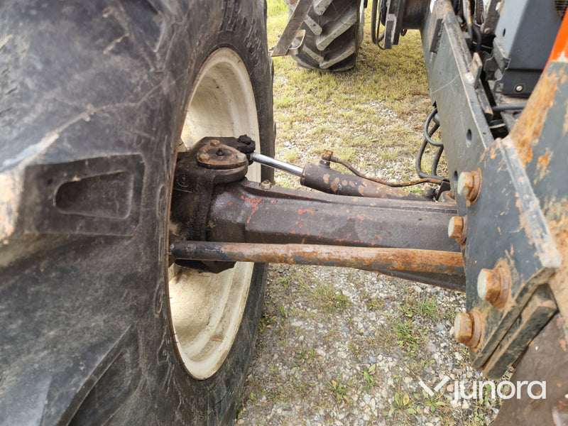 Lastartraktor New Holland 110-90