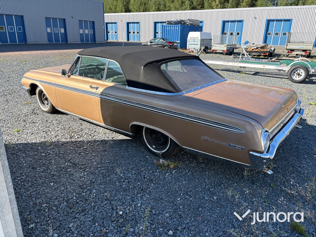 Ford Galaxie