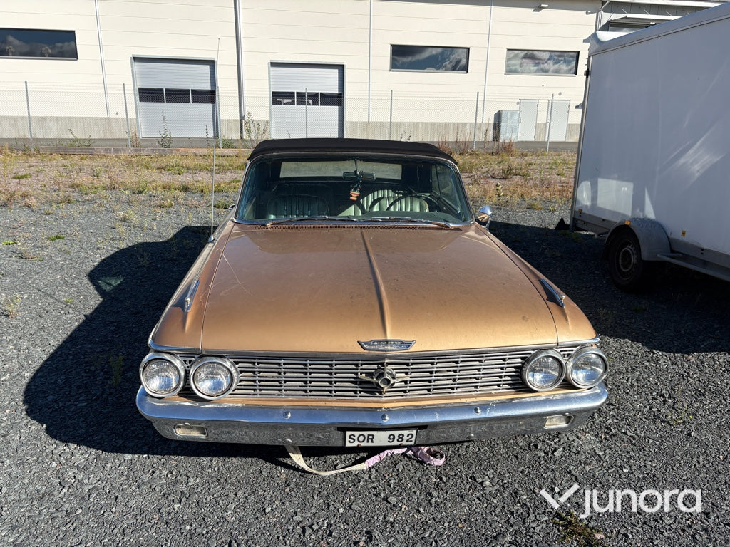 Ford Galaxie