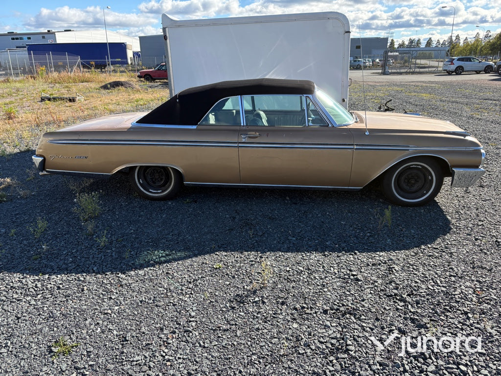 Ford Galaxie