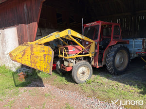Traktor Massey Ferguson 135 S