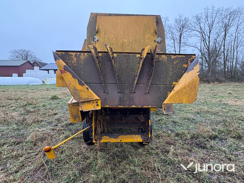 Skördetröska - Aktiv Sampo, 580