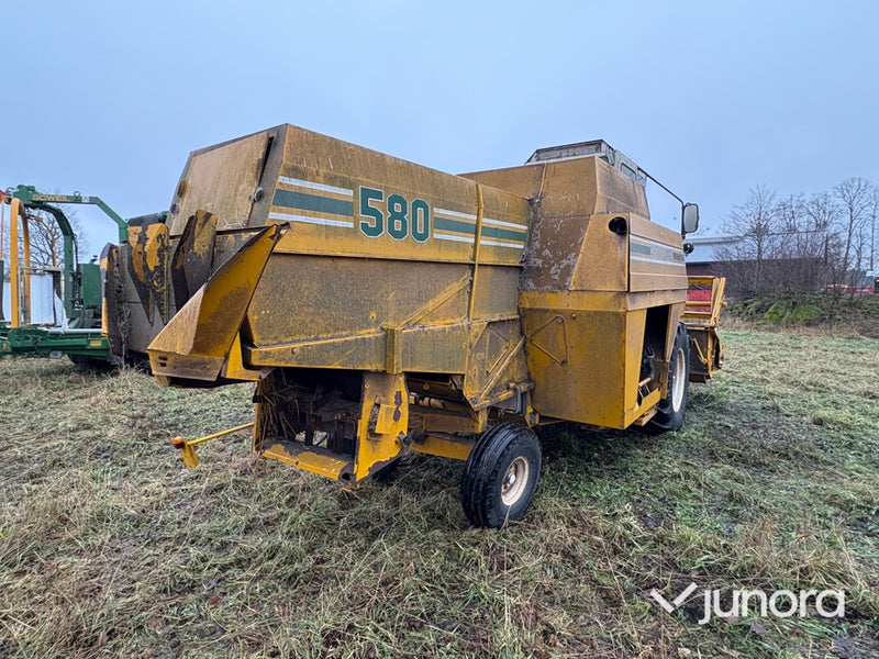 Skördetröska - Aktiv Sampo, 580