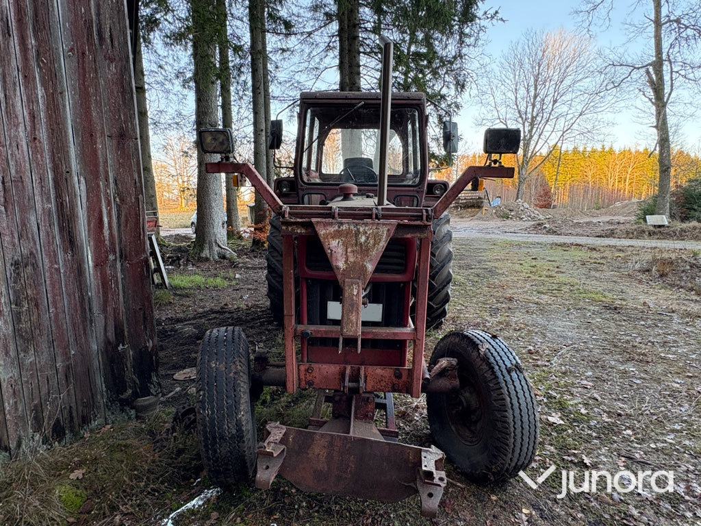 Traktor - Volvo BM, 800