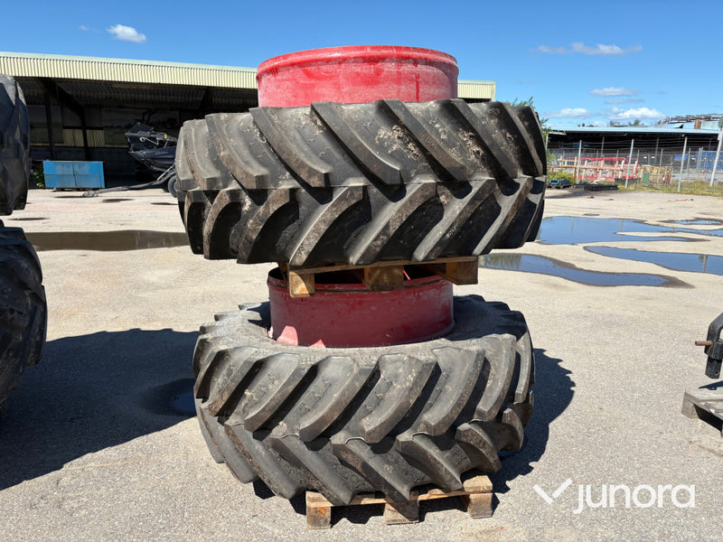 Dubbelmontage BKT 600/65R8