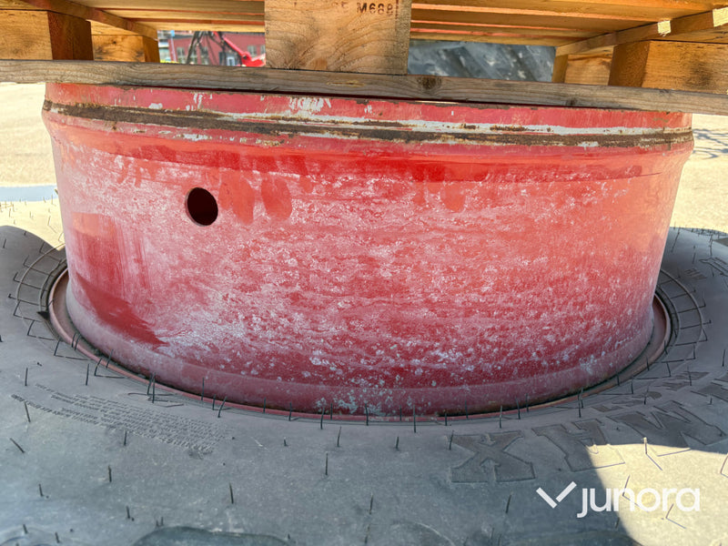 Dubbelmontage BKT 600/65R8