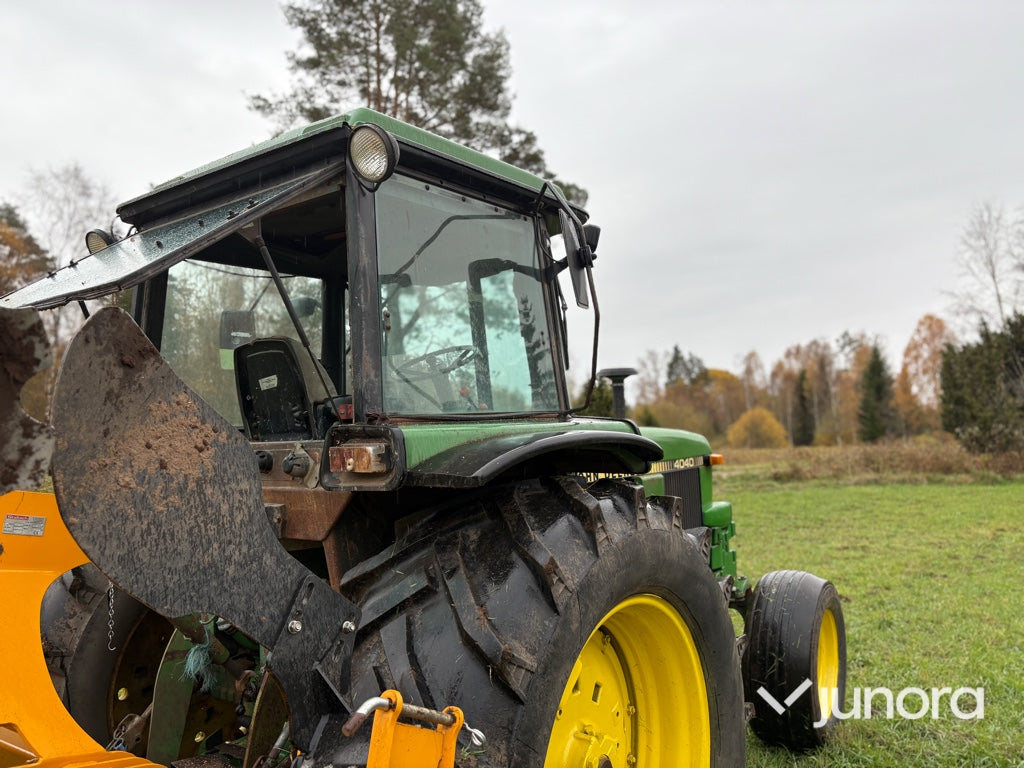 Traktor - John Deere 4040