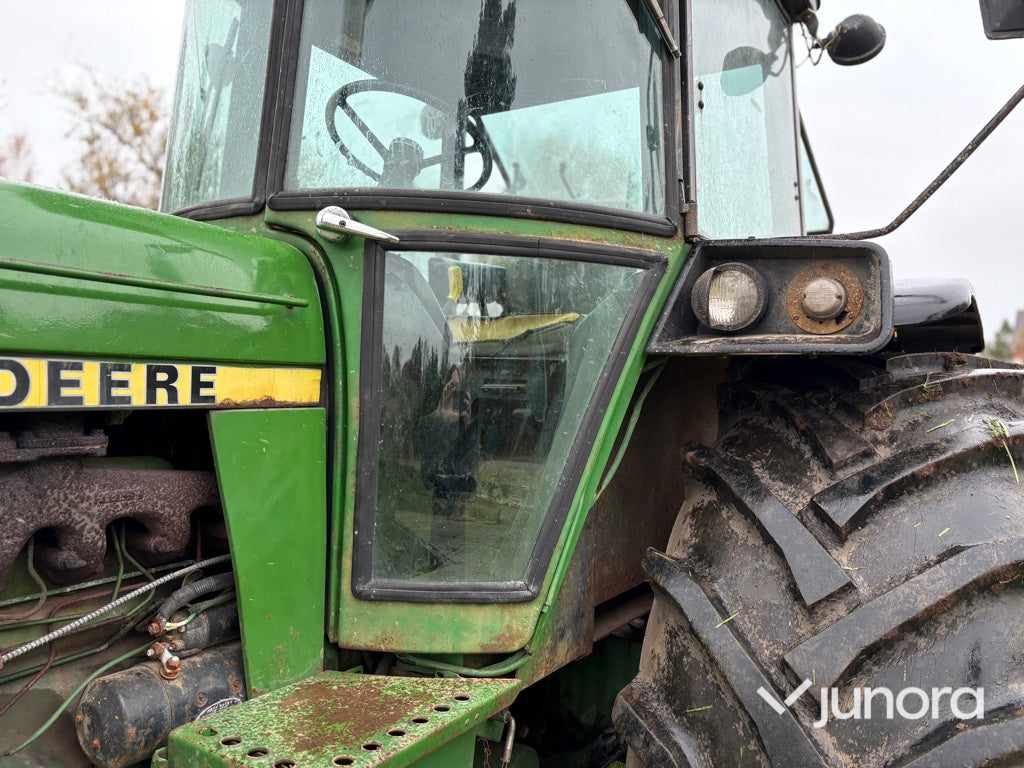Traktor - John Deere 4040