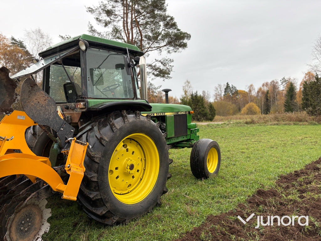 Traktor - John Deere 4040