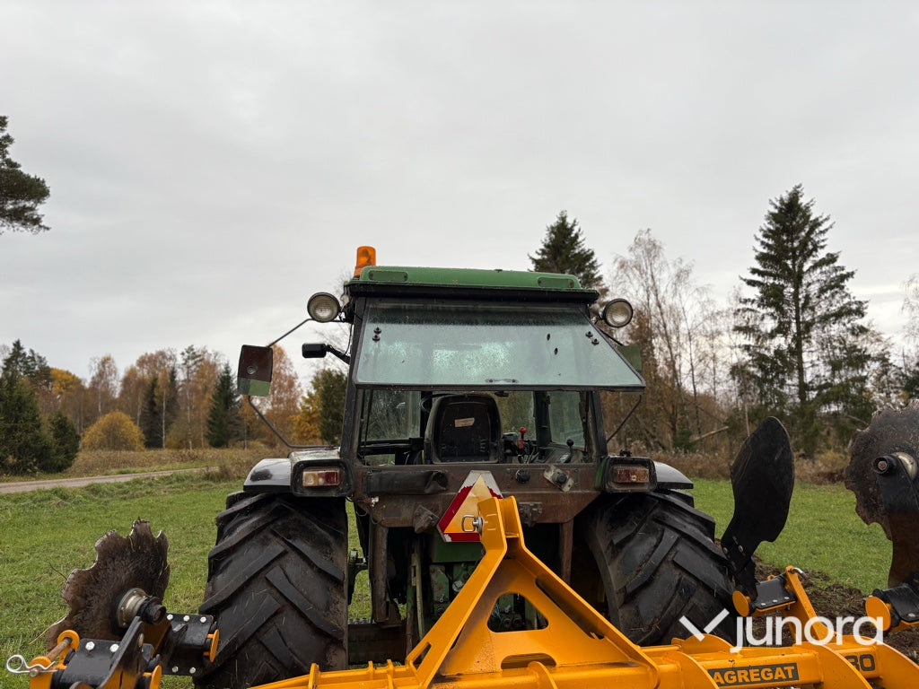 Traktor - John Deere 4040