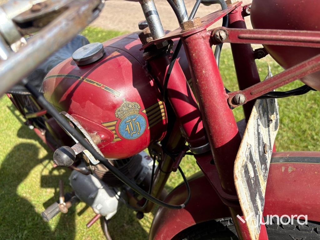 Motorcykel - Husqvarna Röd Myra