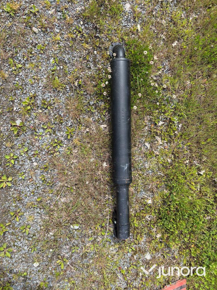 Valmet 705-4 med lastare