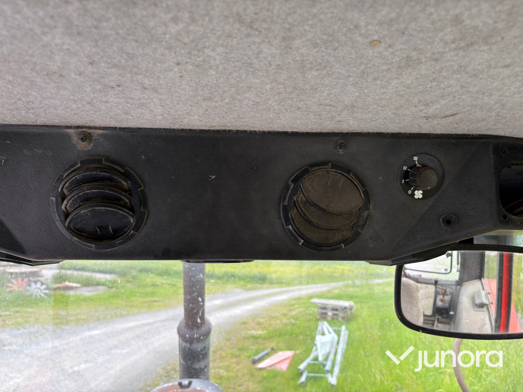 Valmet 705-4 med lastare