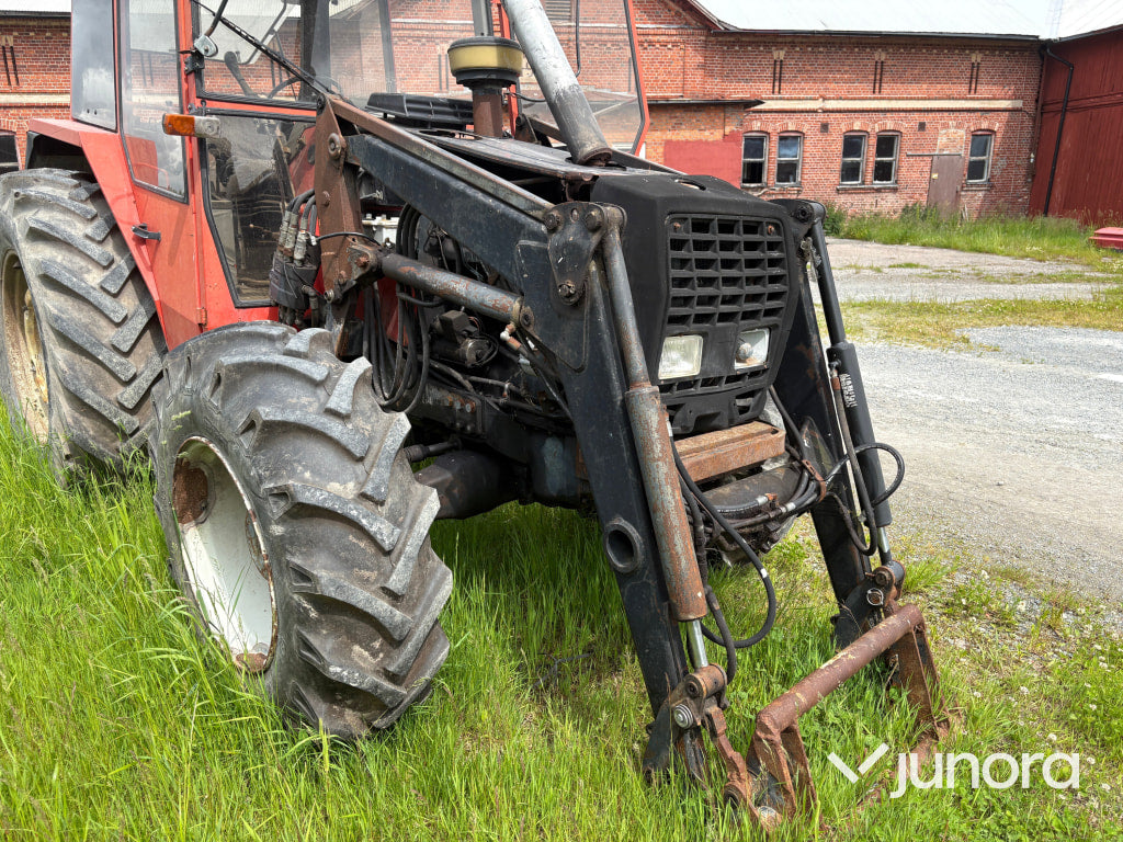 Valmet 705-4 med lastare