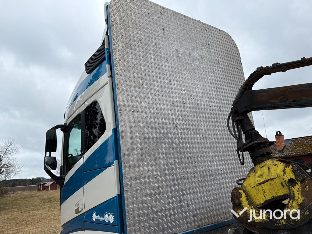 Timmerbil med släp - Volvo, FH16