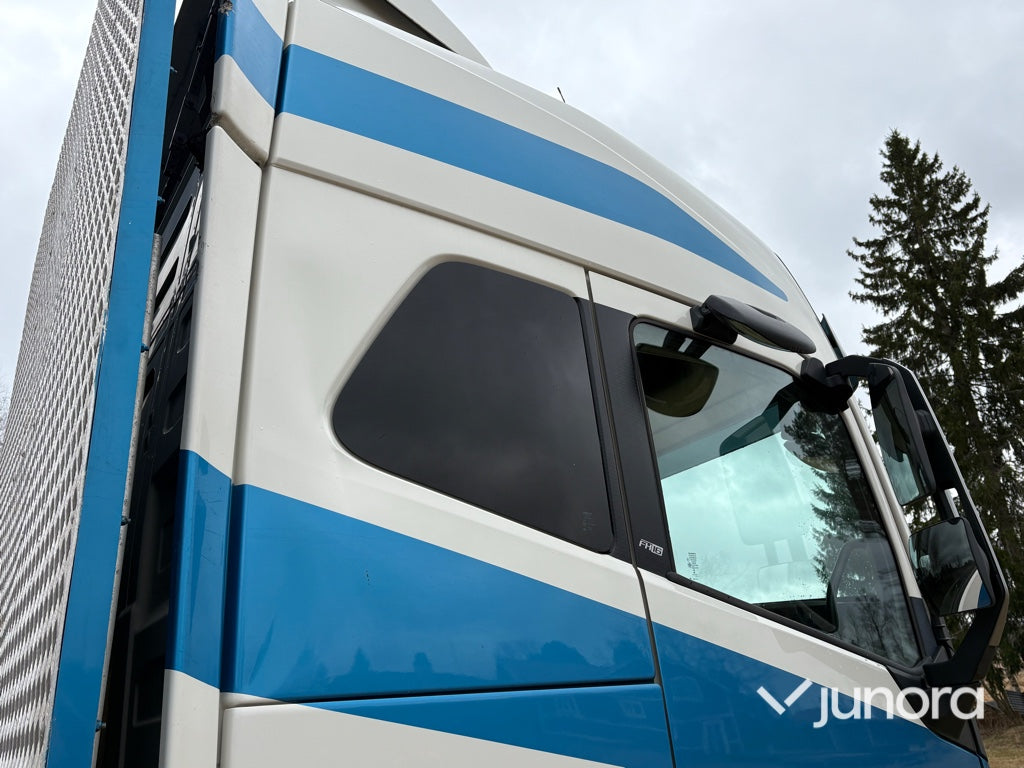 Timmerbil med släp - Volvo, FH16