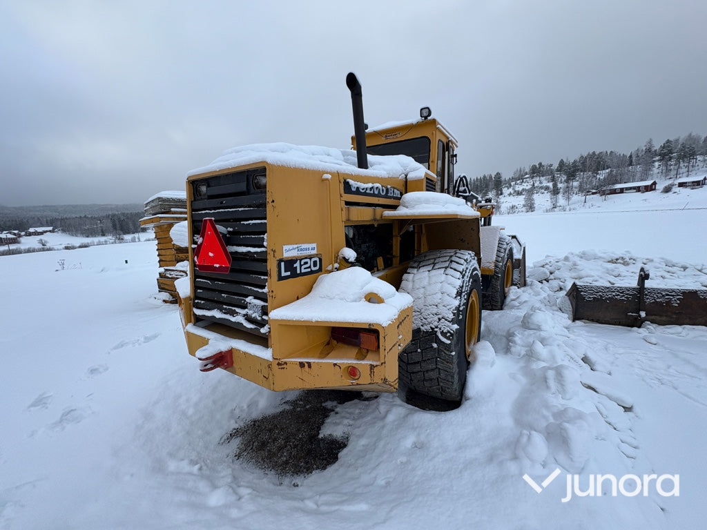 Hjullastare - Volvo, L120