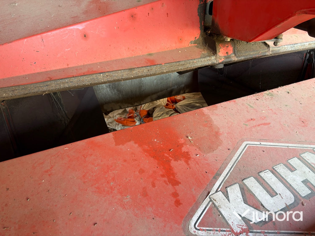 Slåtterkross - Kuhn FC 353 GC