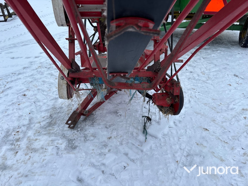 Hårdpress + Kastare - John Deere, 332A