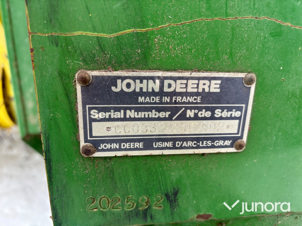 Hårdpress + Kastare - John Deere, 332A