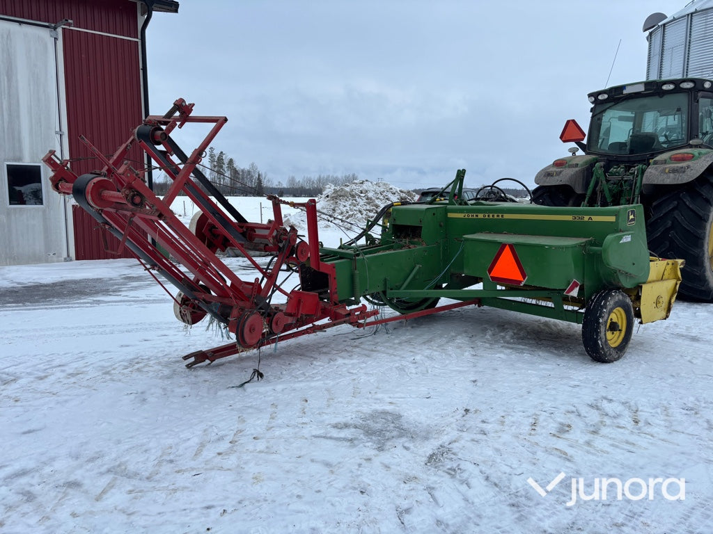Hårdpress + Kastare - John Deere, 332A
