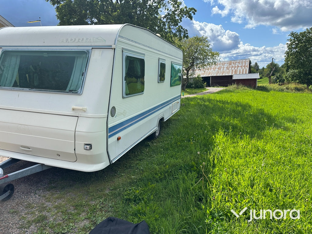 Husvagn - Adria, Unica B 502 UP