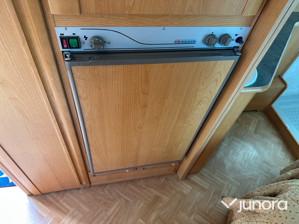 Husvagn - Adria, Unica B 502 UP