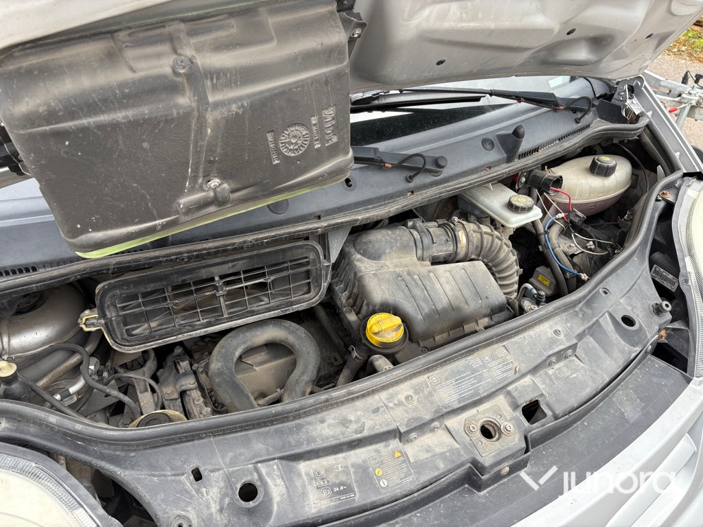 Lätt lastbil - Nissan, Primastar 2.0 dCi 115