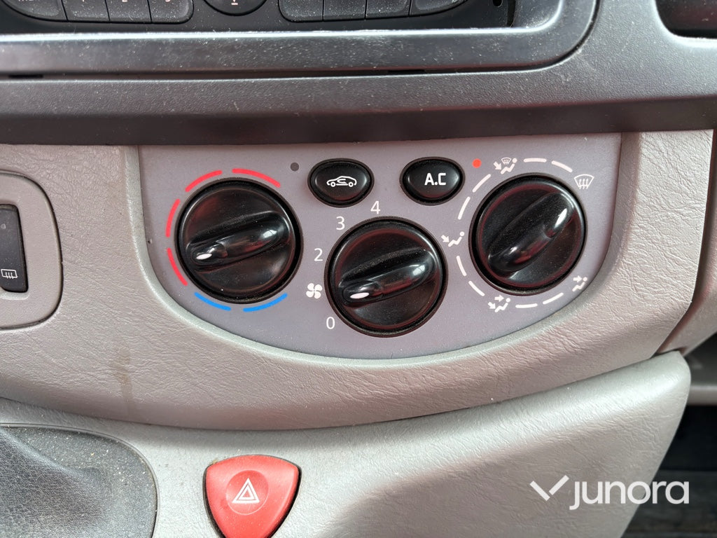 Lätt lastbil - Nissan, Primastar 2.0 dCi 115